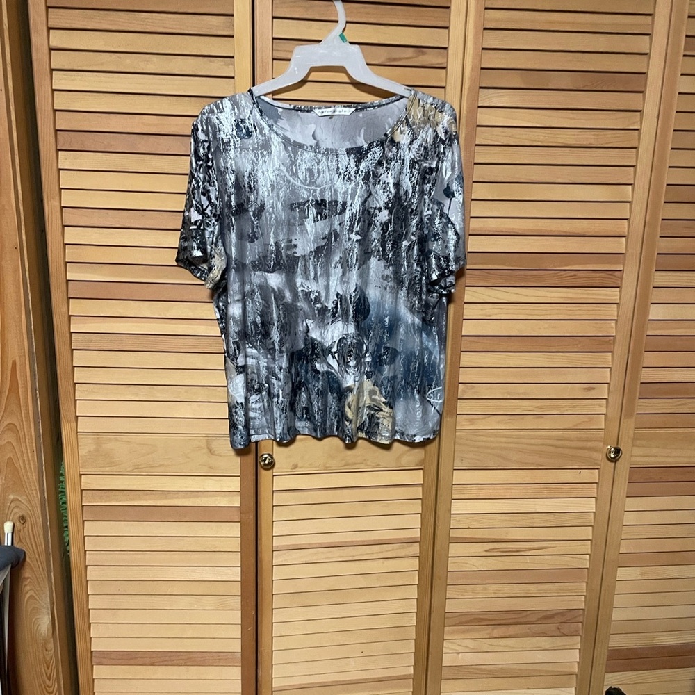 Vintage Peter Nygard Black and Gray Short Sleeve Top